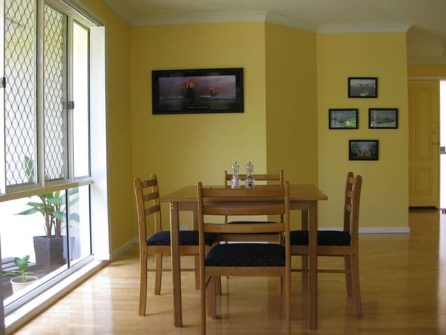 8 Gumnut Court, CALAMVALE QLD 4116, Calamvale - Thumbnail 3
