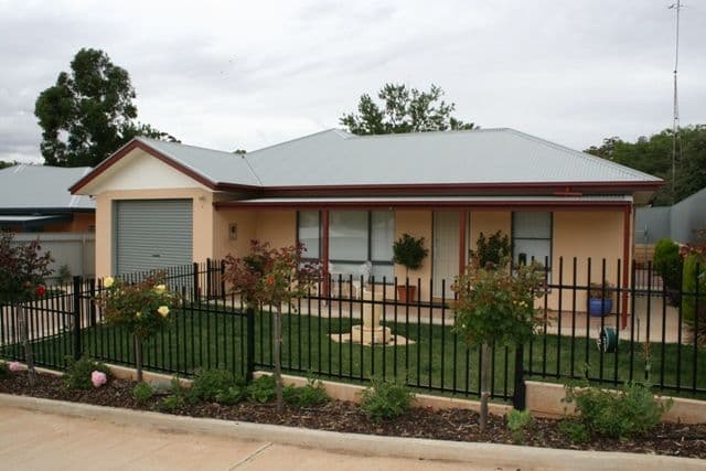 10 Harriett Street, CLARE SA 5453, Clare - Image 1