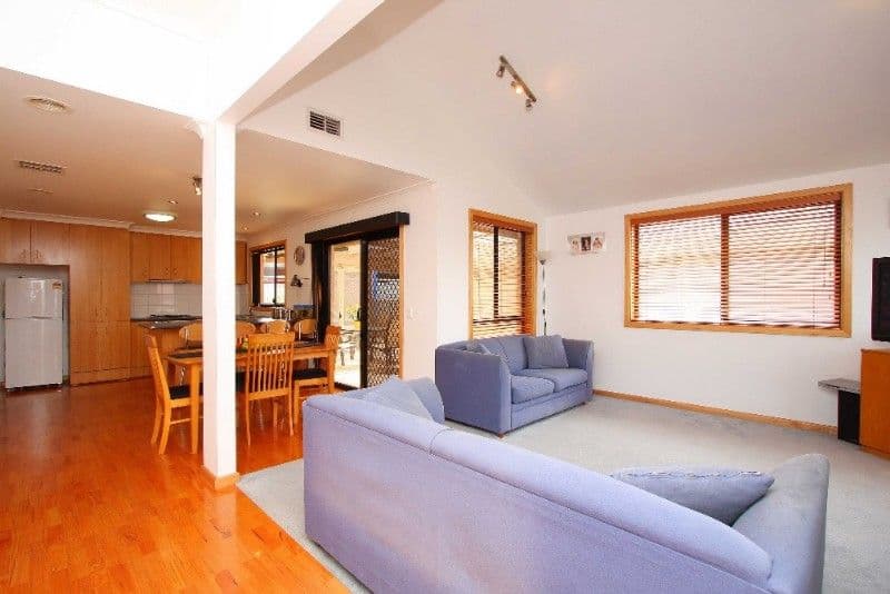1A Lavender Court, MILL PARK VIC 3082, Mill Park - Thumbnail 2