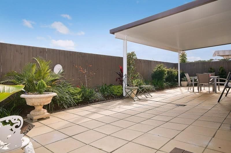 16 Pebbly Creek Crescent, LITTLE MOUNTAIN QLD 4551, Little Mountain - Thumbnail 3