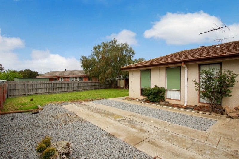 62 Oakwood Road, ALBANVALE VIC 3021, Albanvale - Thumbnail 6