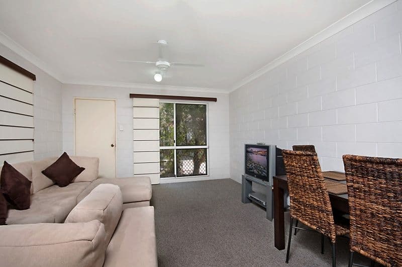 73 Gorden Street, GARBUTT QLD 4814, Garbutt - Thumbnail 2