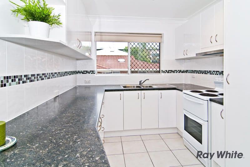  43 Grays Road, GAYTHORNE QLD 4051, Gaythorne - Thumbnail 3