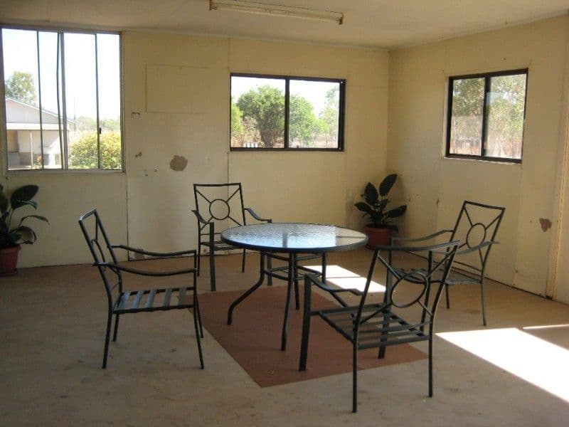 House 2/25 Gwendoline Drive, KATHERINE NT 0850, Katherine - Thumbnail 3