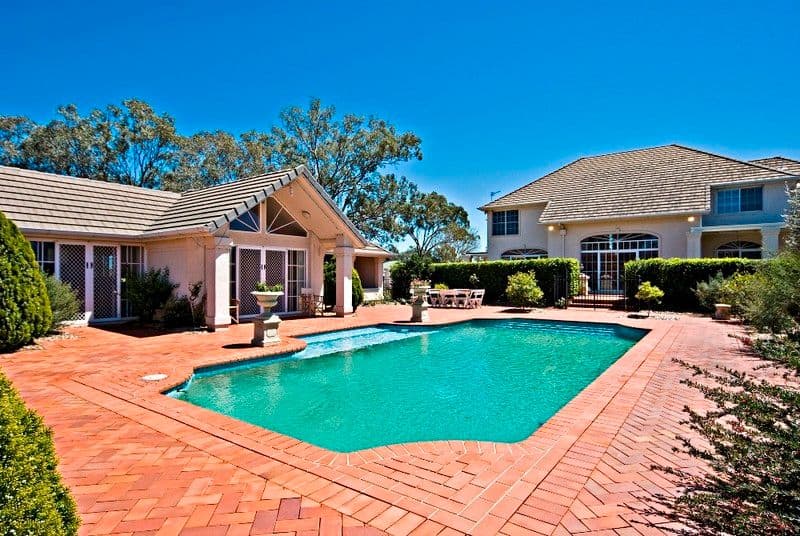 8 Palara Street, Currajong, QLD, 4812, Currajong - Thumbnail 2