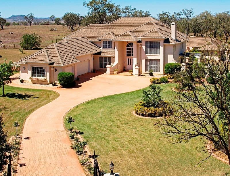 8 Palara Street, Currajong, QLD, 4812, Currajong - Image 1