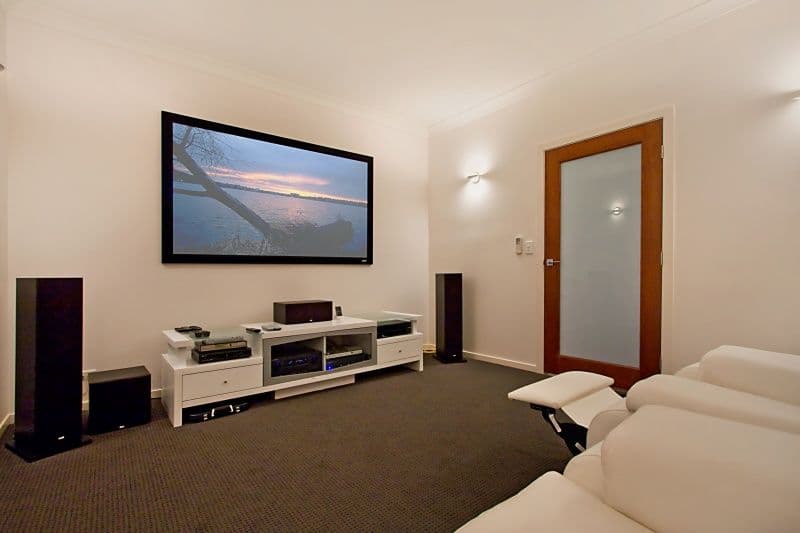 50 Azzurra Drive, VARSITY LAKES QLD 4227, Varsity Lakes - Thumbnail 4
