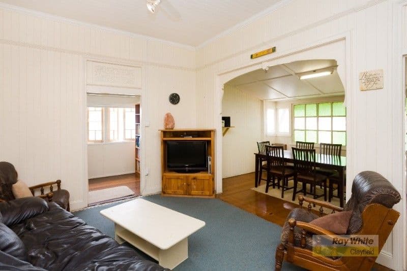 50 Roseleigh Street, WOOLOOWIN QLD 4030, Wooloowin - Thumbnail 3