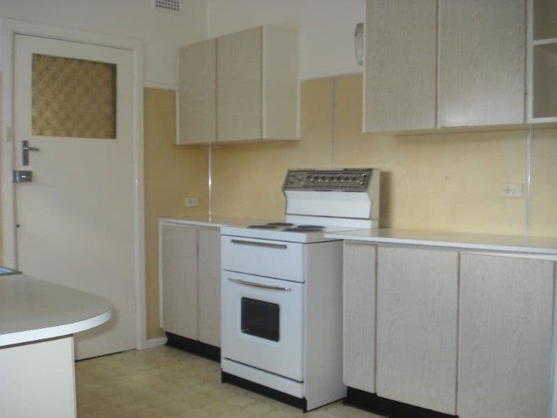 48 Grimson Crescent, LIVERPOOL NSW 2170, Liverpool - Thumbnail 4