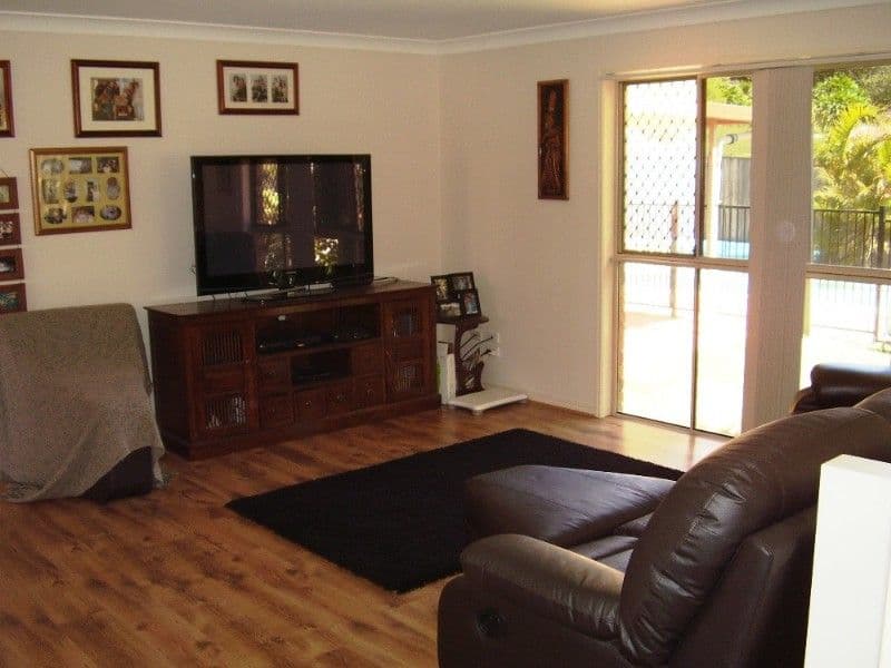22 White Cap Close, PACIFIC PINES QLD 4211, Pacific Pines - Thumbnail 2