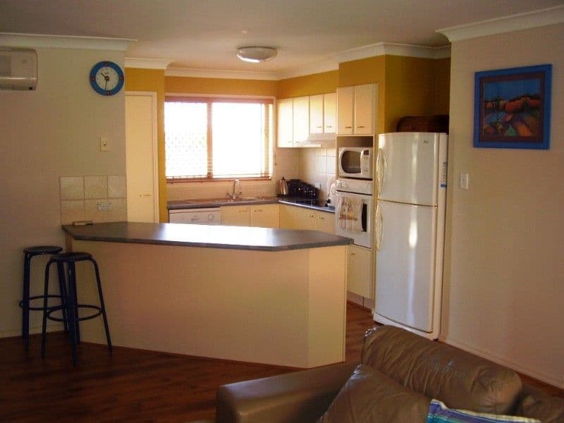 22 White Cap Close, PACIFIC PINES QLD 4211, Pacific Pines - Thumbnail 3