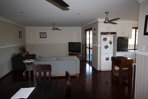 103 Breydon Road, Hodgson Vale, TOOWOOMBA QLD 4350, Toowoomba City - Thumbnail 6