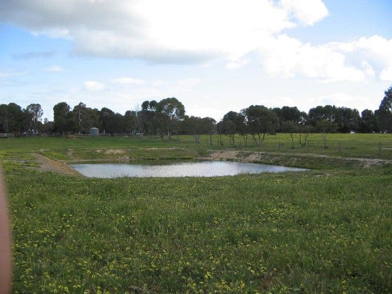 "Wooloogla" Serviceton North Road, TELOPEA DOWNS VIC 3420, Telopea Downs - Thumbnail 3