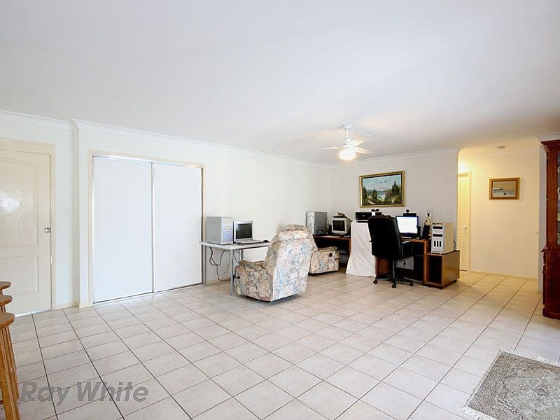 30 Cairns Crescent, DECEPTION BAY QLD 4508, Deception Bay - Thumbnail 2