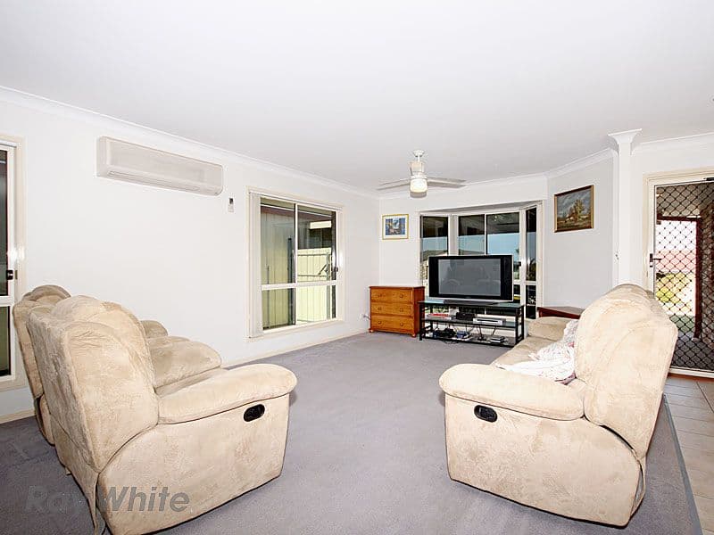 30 Cairns Crescent, DECEPTION BAY QLD 4508, Deception Bay - Thumbnail 4