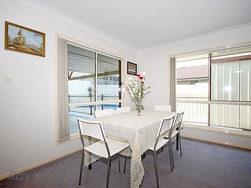 30 Cairns Crescent, DECEPTION BAY QLD 4508, Deception Bay - Thumbnail 5