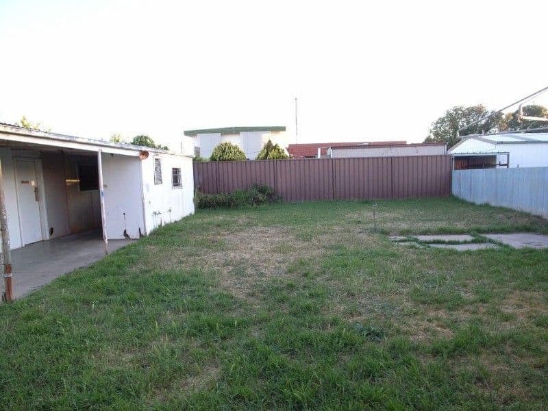 16 Macintosh Street, SHEPPARTON VIC 3630, Shepparton - Thumbnail 8
