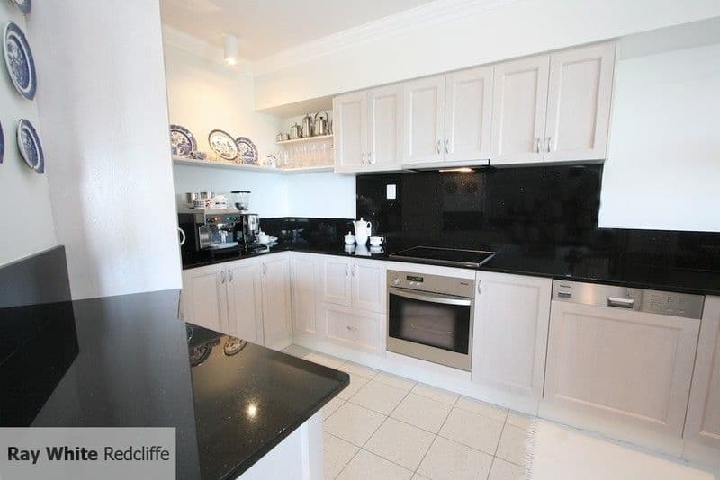 55 Marine Parade, REDCLIFFE QLD 4020, Redcliffe - Thumbnail 3