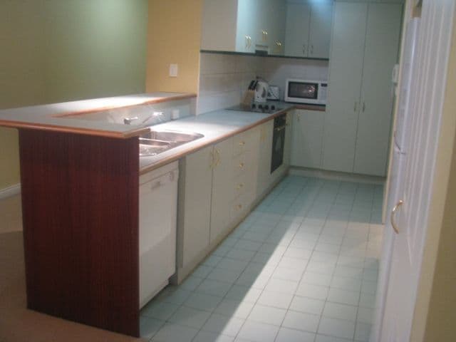 6/134 Mounts Bay Road, PERTH WA 6000, Perth - Thumbnail 3