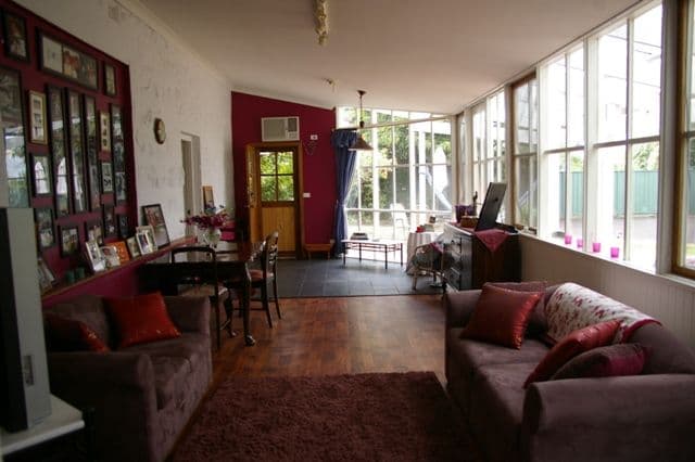 24 Martin Street, PENSHURST VIC 3289, Penshurst - Thumbnail 2