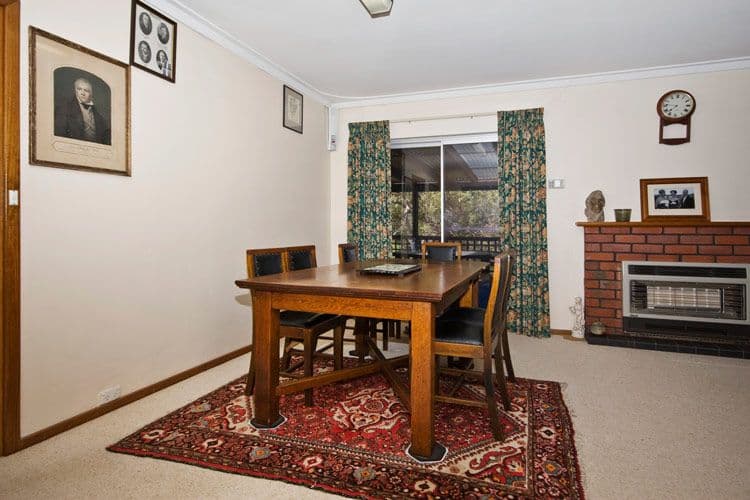 12 Schmitt Road, KALAMUNDA WA 6076, Kalamunda - Thumbnail 3