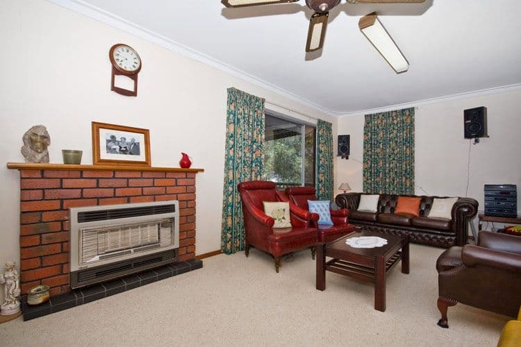 12 Schmitt Road, KALAMUNDA WA 6076, Kalamunda - Thumbnail 4