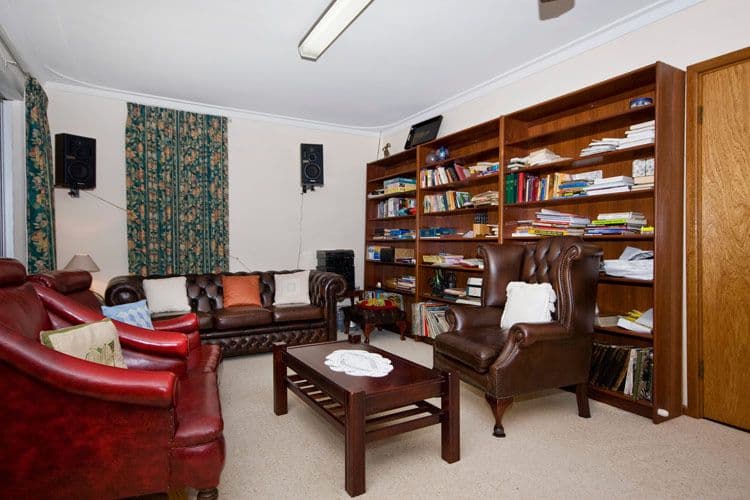 12 Schmitt Road, KALAMUNDA WA 6076, Kalamunda - Thumbnail 5