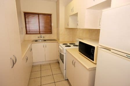  110 Sixth Avenue, MAROOCHYDORE QLD 4558, Maroochydore - Thumbnail 5