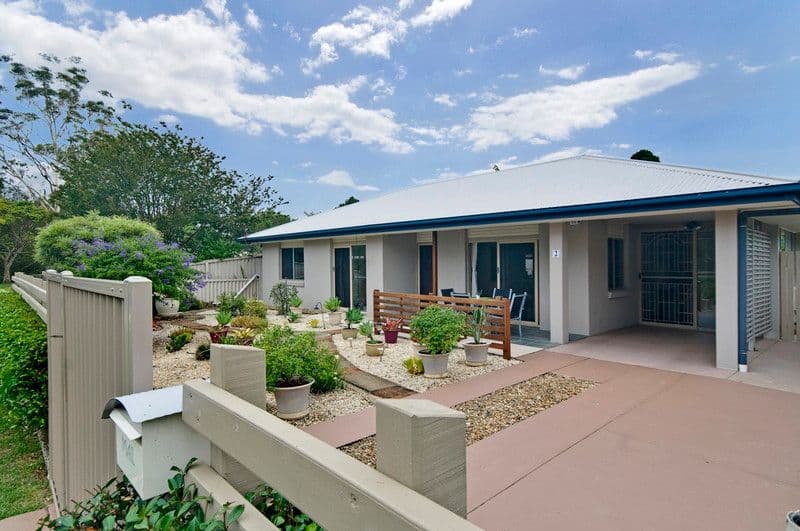 2 Amboina Avenue, PALM BEACH QLD 4221, Palm Beach - Image 1
