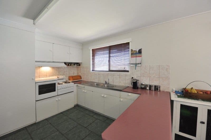 3 Behland Street, KEARNEYS SPRING QLD 4350, Kearneys Spring - Thumbnail 3