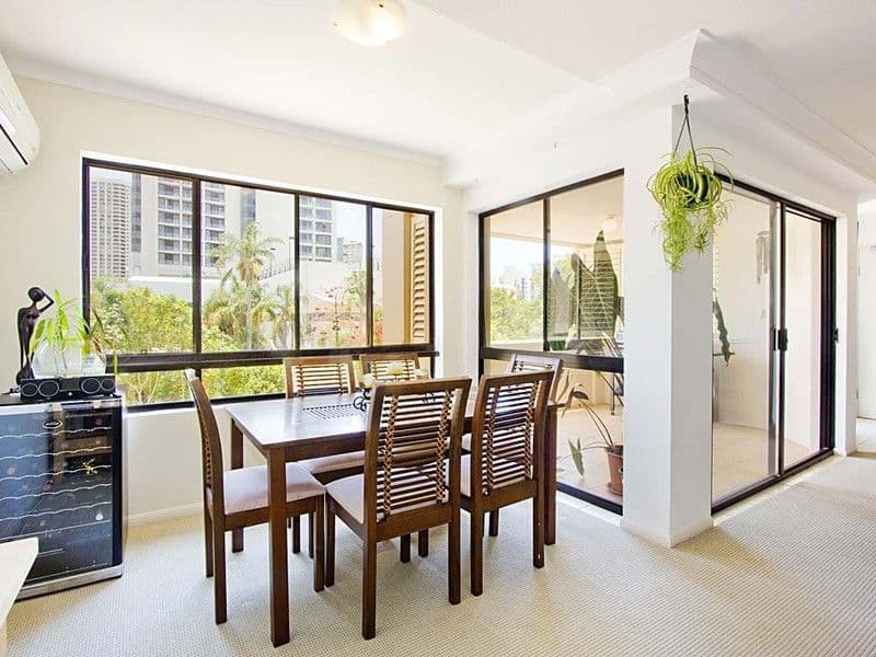 4 Acacia Avenue, SURFERS PARADISE QLD 4217, Surfers Paradise - Thumbnail 3
