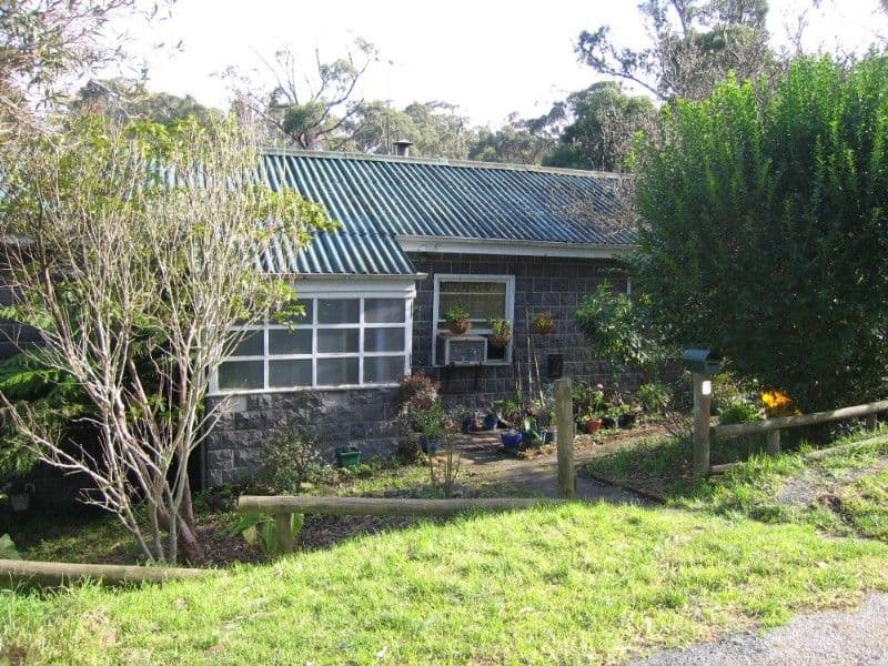 37 McNicol Road, TECOMA VIC 3160, Tecoma - Image 1
