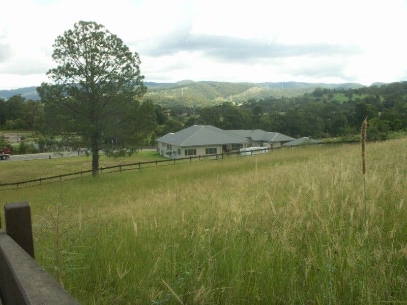 11 Greenacre Way, MAUDSLAND QLD 4210, Maudsland - Thumbnail 8