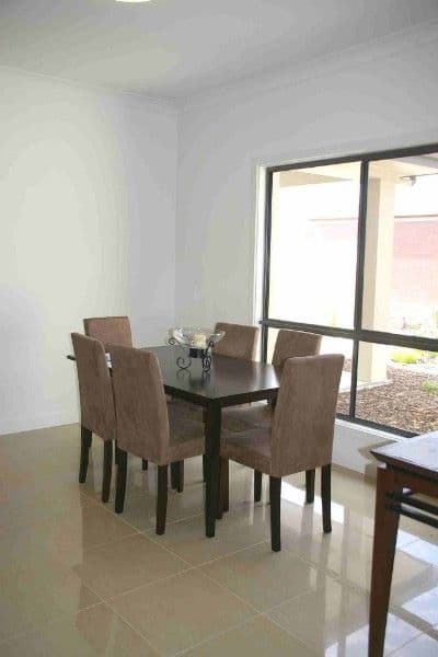 32 Flinders Street, RENMARK SA 5341, Renmark - Thumbnail 3