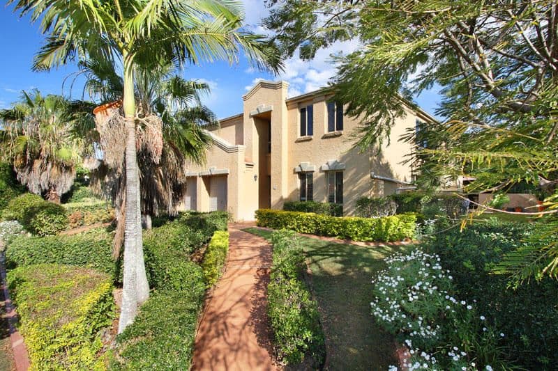 17 Casuarina Street, BRIDGEMAN DOWNS QLD 4035, Bridgeman Downs - Thumbnail 2