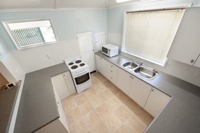 104 Glenmore Road, NORTH ROCKHAMPTON QLD 4701, North Rockhampton - Thumbnail 2