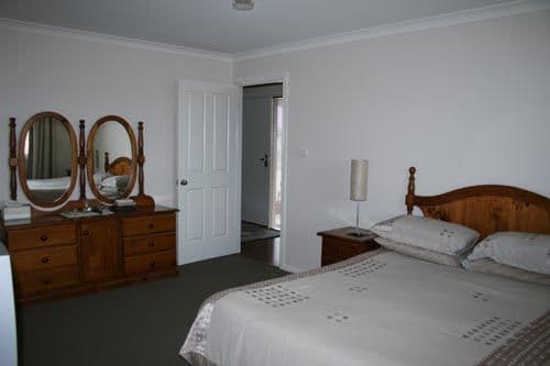 8 Shanahan Street, BUNGENDORE NSW 2621, Bungendore - Thumbnail 4