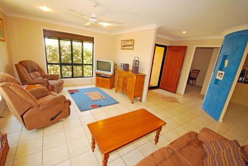 4 Bethlehem Terrace, YEPPOON QLD 4703, Yeppoon - Thumbnail 2