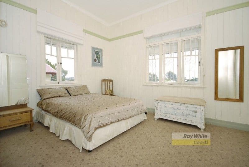 21 Cromwell Street, WOOLOOWIN QLD 4030, Wooloowin - Thumbnail 4