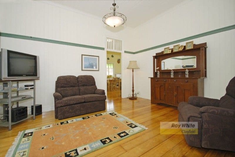 21 Cromwell Street, WOOLOOWIN QLD 4030, Wooloowin - Thumbnail 5