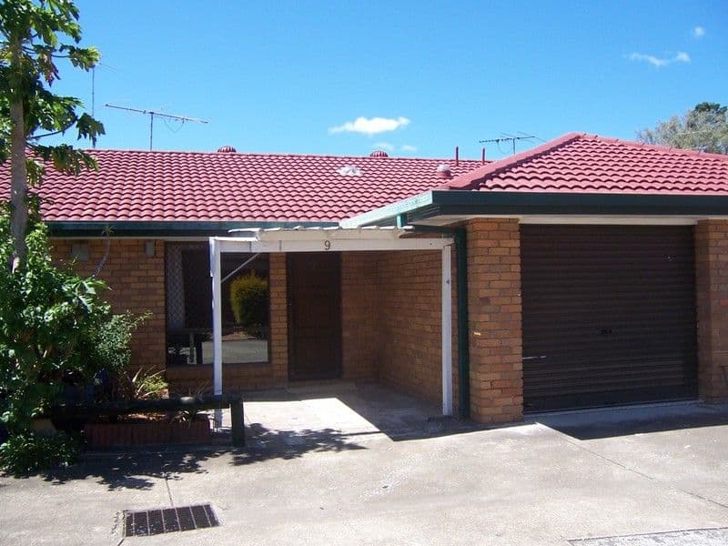 11 Cleopatra Street, KINGSTON QLD 4114, Kingston - Image 1
