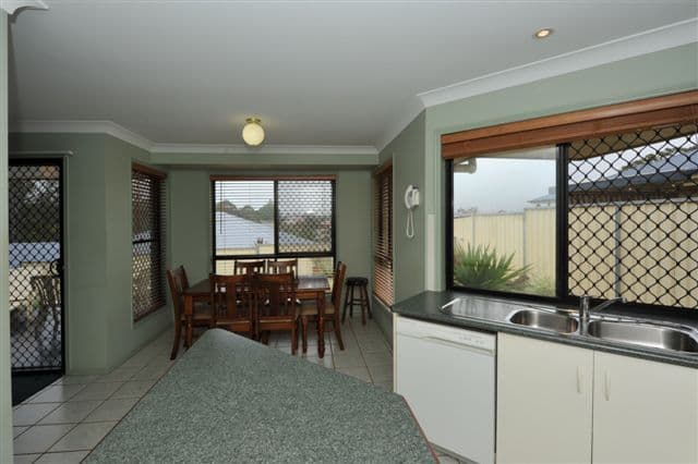 2 Conquest Court, WILSONTON QLD 4350, Wilsonton - Thumbnail 3