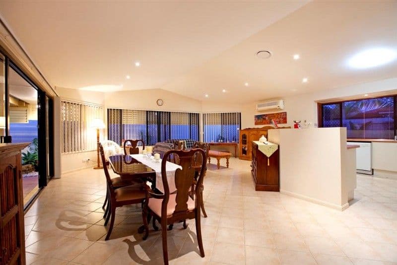 19 King Island Drive, WELLINGTON POINT QLD 4160, Wellington Point - Thumbnail 3