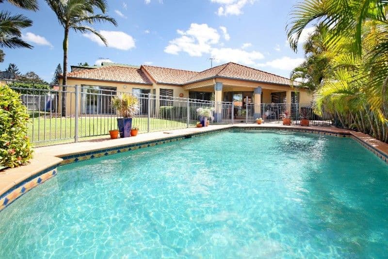 32 Cambridge Place, WISHART QLD 4122, Wishart - Thumbnail 2