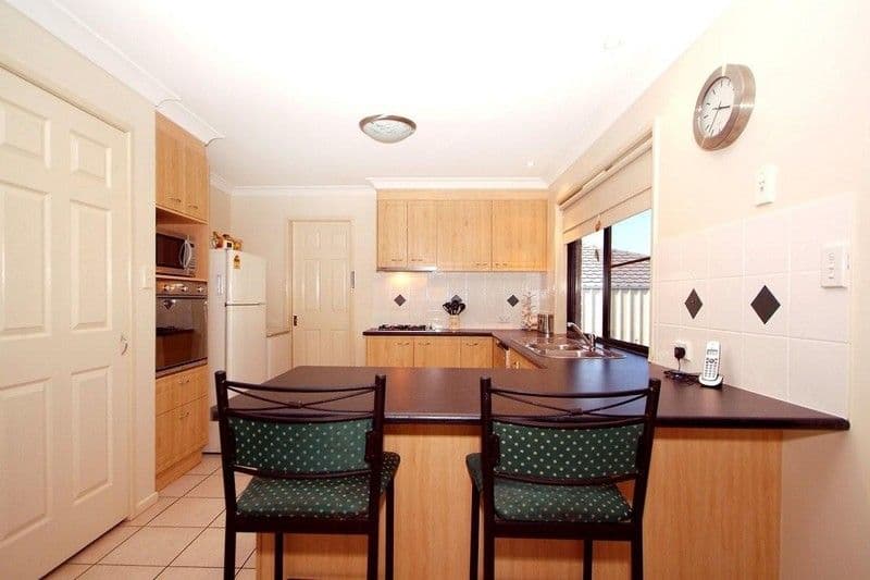 18 Menzies Street, MIDDLE RIDGE QLD 4350, Middle Ridge - Thumbnail 2