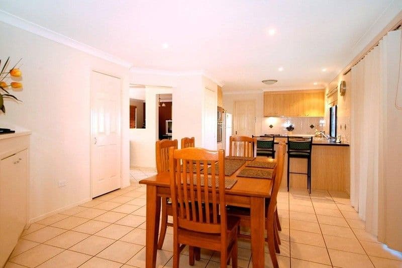 18 Menzies Street, MIDDLE RIDGE QLD 4350, Middle Ridge - Thumbnail 3