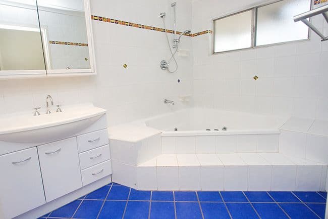 25 Kooringal Drive, JINDALEE QLD 4074, Jindalee - Thumbnail 3