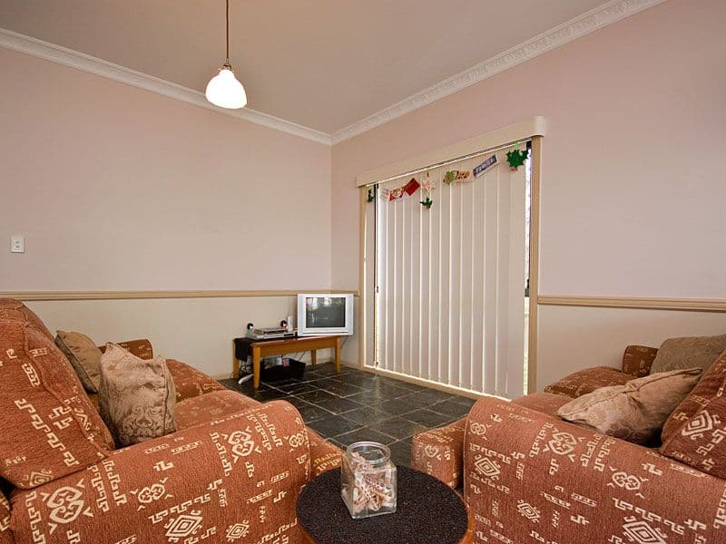 22 Randerson Street, FOREST LAKE QLD 4078, Forest Lake - Thumbnail 6