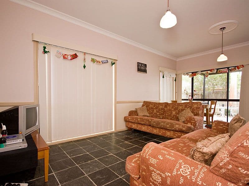 22 Randerson Street, FOREST LAKE QLD 4078, Forest Lake - Thumbnail 7