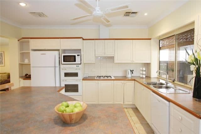 2 Cecil Street, ROSTREVOR SA 5073, Rostrevor - Image 1